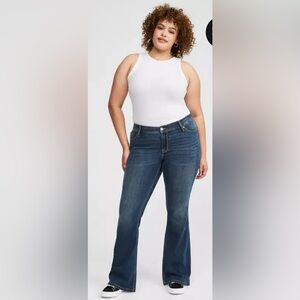 Plus Size Dark Blue Bootcut Jeans - Classic Comfort